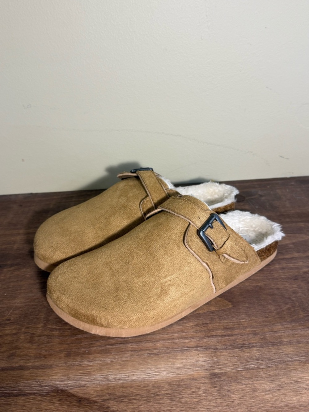 Abercrombie & Fitch Tan Shearling-Lined Slip-On Sandals